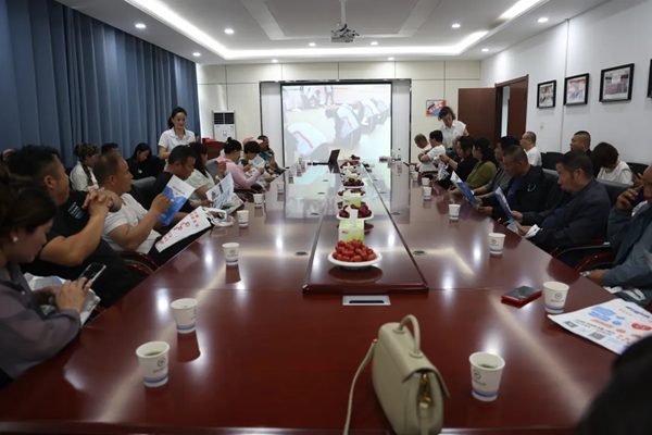 以爱相伴,共筑未来!银川万通2024家长鉴证会圆满落幕